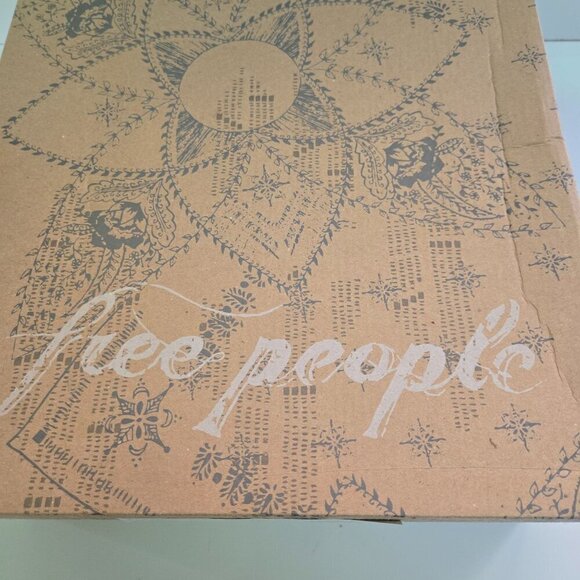 Free People Cecile Brown Croc Embossed Leather Block Heel Booties Size 37/6.5 - Picture 11 of 12